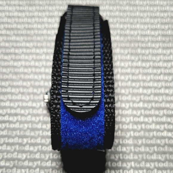 Unisex Sport Watch - Picture 3 of 5